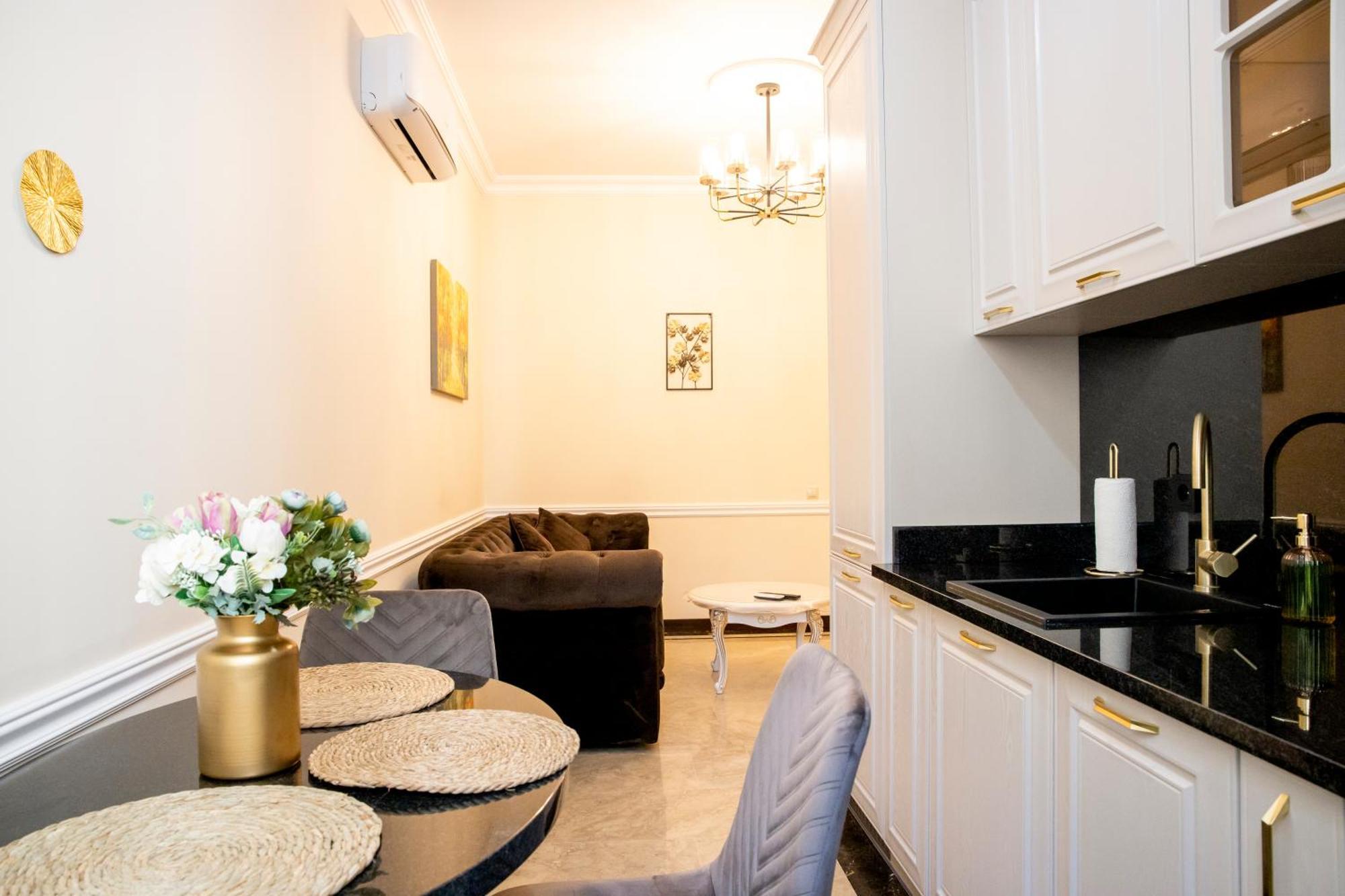 4Elements Apartments 耶烈万 外观 照片